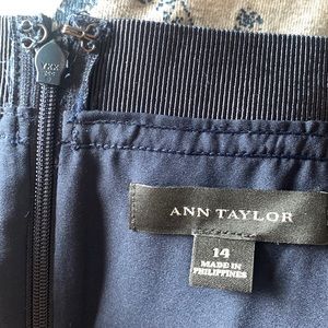 Ann Taylor size 14 fitted (high waisted) skirt